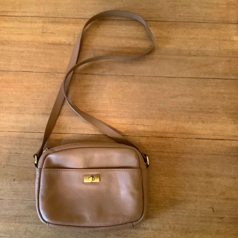 [jcrew] classic crossbody 💃